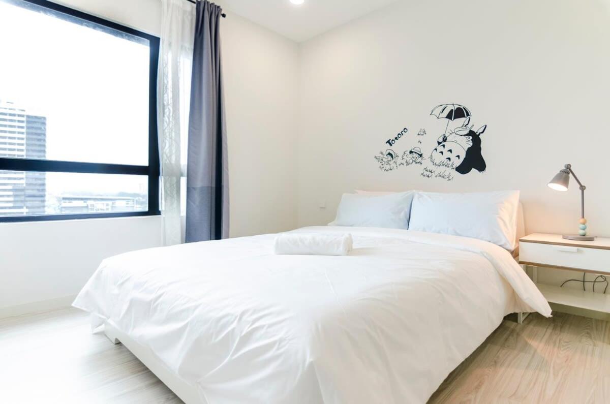 Totoro Theme Suite In Suasana Jb Johor Bahru Exteriör bild
